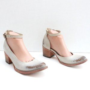 Freebird SLY shoes size 9